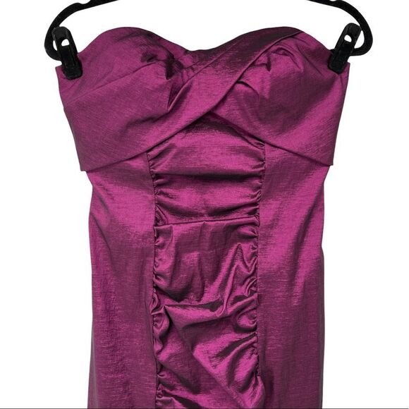 Xscape Metallic Magenta Strapless Mini Dress‎ - Picture 2 of 11